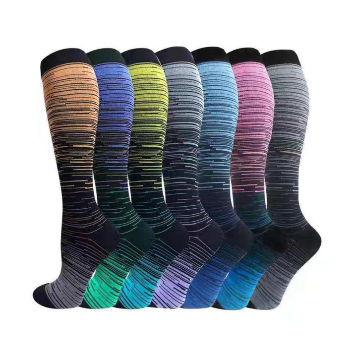 Tcare Calcetines de Compresión Deportivos Soporte Optimal para Correr, Enfermería, Viajes, Gimnasio