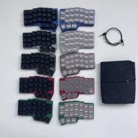 Kit de teclado dividido Corne V4.1 con tapas negras, interruptores Kailh Choc V1, teclado personalizado, cableado, intercambiable en caliente y RGB. Kit Gamer con Diseño Dividido y Componentes Premium para Jugadores Exigentes. - details 12