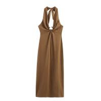 PB & ZA2025summer nuevo vestido suelto cómodo con cuello halter estilo de vacaciones en la playa estilo hebilla de color sólido para mujer - details 1