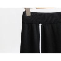 Conjunto de dos piezas para mujer, top de punto de manga corta holgado con cuello redondo abstracto simple de verano y falda recta a la cintura. - details 19