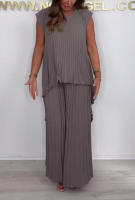 Conjunto de dos piezas de ropa de mujer: top largo irregular de manga corta plisada y pantalones de pierna ancha - details 3