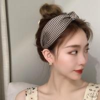 Diademas Vintage a cuadros para niña y mujer, bandanas antideslizantes de lado ancho, cinta para el pelo de rejilla, diadema con nudo, envoltura para la cabeza coreana - details 3
