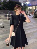 Vestido de Verano Elegante Diseño Rojo con Cierre de Botón Cintura Adelgazante y Estilizada - details 9