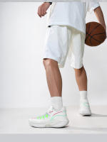 Nuevos zapatos de baloncesto transpirables finos de malla de verano, zapatillas informales ligeras con absorción de impacto y suela suave - details 17