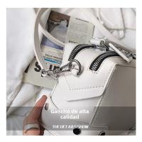 Bolso de gran capacidad de color sólido para mujer 2025 nuevo bolso de mensajero de hombro de moda bolso cuadrado pequeño simple de estilo extranjero bolso de mujer - details 16