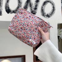 Bolsa de Maquillaje Floral Retro de Gran Capacidad Organizador de Cuidado de la Piel Portátil - details 1
