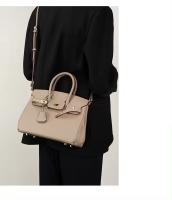 Bolso de hombro de cuero para mujer, bolso Kelly, Lychee Platinum, versátil, regalo para niñas, accesorios para atuendo, moda - details 9