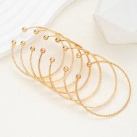 7 unids/set de pulseras Punk de Color dorado para mujer, ropa de calle, estampado de corazón gótico, diseño de Metal, brazalete abierto, regalos de joyería 2025 - details 7