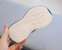 Zapatos deportivos casuales para niños y niñas, zapatillas de deporte de malla transpirable para correr y caminar - details 8