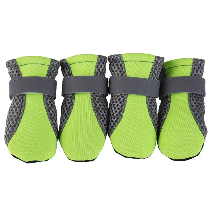 Botas de malla antideslizantes para perros, zapatos reflectantes para cachorros, suela suave transpirable, protectores de patas de perro, ajustables, antideslizantes para mascotas al aire libre, 4 piezas - 1