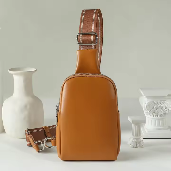 Nuevo bolso pequeño para el pecho, bolso para mujer, bolso de mensajero de cuero suave para mujer - 1