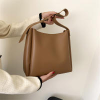 Bolso Grande de Un Solo Hombro + Conjunto de Dos Piezas Bolso Oblicuo para Mujer - details 3