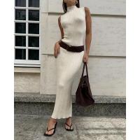 Mujer de punto sin mangas con cuello alto, vestido largo elegante de moda para otoño 2023 - details 17