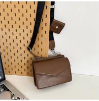 Bolso cuadrado pequeño oscuro Trend Bolso combinado 2 en 1 Bolso de la caja del sobre de cuero de los hombres y las mujeres Bolso pequeño bandolera - details 38
