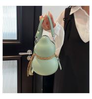 Mochila para mujer, nuevo estilo, personalidad, moda, un solo hombro, bolso cruzado Simple, bolso pequeño, salida de celebridades de Internet - details 13