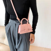 Mini bolso de hombro cruzado de cuero PU vintage para mujer - details 12