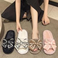 Zapatillas de Encaje para el Hogar Suaves y Elegantes Plataforma de Peluche con Diseño de Amor - details 9