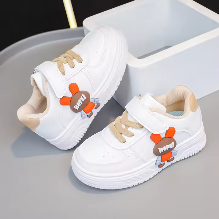 Nuevos zapatos informales para niños y niñas en primavera de 2025, estilo coreano moderno, suela suave, antideslizantes, multifuncionales y únicos, color blanco - 1