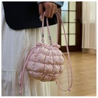 Dulce bolso de cubo con cordón de estilo coreano, bolso de rejilla, pequeño bolso cruzado, bolso para teléfono móvil, bolso de hombro de nailon de Color sólido, viaje - details 10