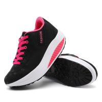Zapatos deportivos informales para mujer, transpirables, cómodos, con tacón de cuña, suela gruesa, zapatillas con cordones - details 1