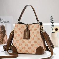 Sentido de elegante viajero grande cubo portátil popular bolso de hombro tipo bandolera para mujer Mochila de lujo de alta gama - details 3