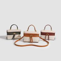 Bolso bandolera ligero de un solo hombro para mujer de la tienda insignia de ZARA (tres estilos) - details 5