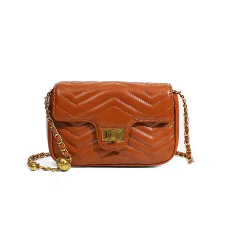Nuevo bolso de mujer de piel de vaca de primera capa, bolso cuadrado pequeño de mensajero con cadena, ligero, de lujo, de alta gama, de viaje, de cuero genuino. - 1