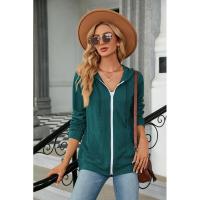 Sudadera con capucha y cremallera cerrada para mujer - details 14