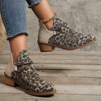 Botas de ante Retro con estampado de leopardo y tacón cuadrado puntiagudo de estilo europeo y americano para mujer - details 2