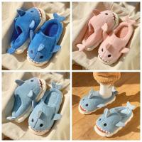 Zapatilla de tiburones nublados, Zapatillas de felpa de tiburón, zapatos de invierno, zapatillas mullidas de animales, zapatillas antideslizantes divertidas y cálidas de piel - details 0