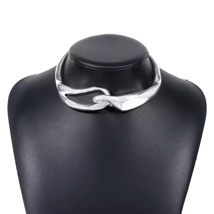 Collar de hebilla de anillo tridimensional de estilo metálico, cadena de cuello personalizada de hip-hop con diseño de nicho de lujo ligero. - 1