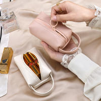 Bolso De Maquillaje Mini Para Bolso PU Impermeable Organizador De Viaje Bolsa De Cosméticos Estilo Fashion Cierre De Cremallera - details 2