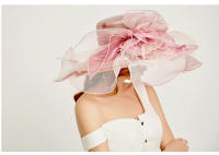 Elegante Sombrero de Derby de Organza Rosa Largo y Ancho con Estilo Floral - details 2