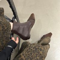 Botines de punta cuadrada para mujer, zapatos elegantes de tacón bajo a la moda, botas cortas simples delgadas - details 13