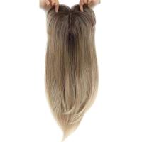 Topper de pelo liso en capas con flequillo, extensiones de cabello sintético con Clip ombré, postizos naturales de 22 pulgadas - details 4
