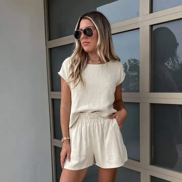Traje corto informal de verano para mujer, camisetas holgadas y cómodas con cuello redondo y pantalones cortos de cintura elástica, ropa de calle a la moda para mujer - 1