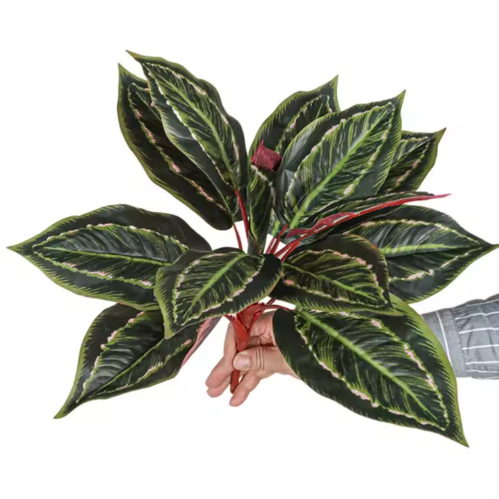 13 hojas artificiales de Scindapsus, elegantes y grandes hojas de plantas verdes falsas, plantas simuladas de plástico realistas - 1