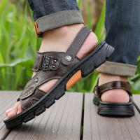 Zapatillas de hombre nuevas de verano con suela suave para papás de mediana edad y mayores, sandalias de playa de doble propósito para hombre - details 7