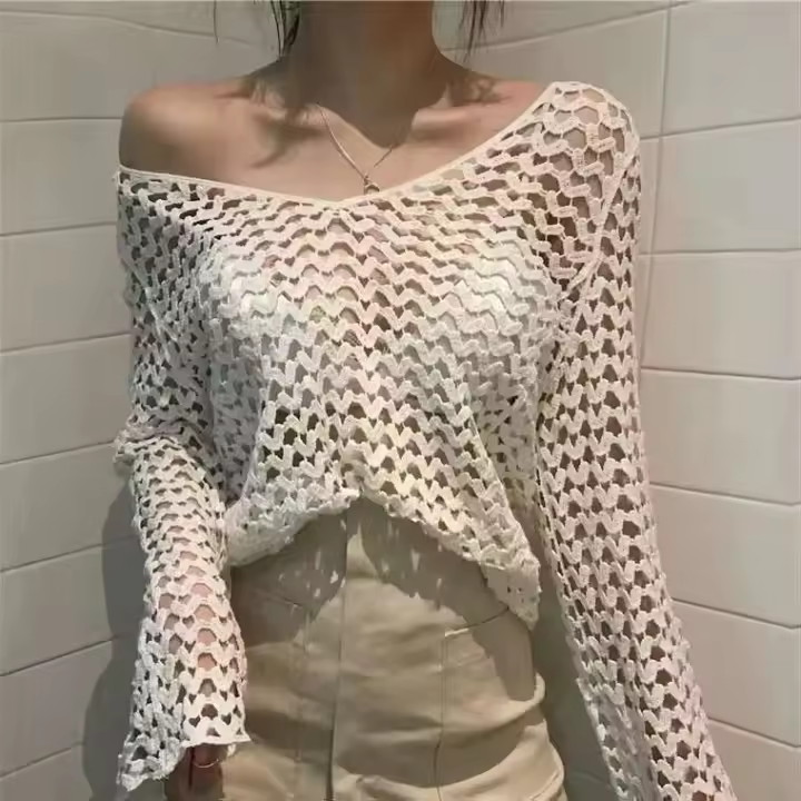Top de punto bordado con corazón de crochet de manga larga transparente para mujer, suéter bohemio, trío de playa de verano - 1