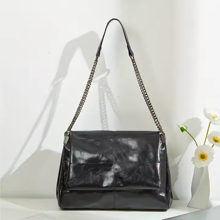 ANNMUU Bolso bandolera ajustable de gran capacidad para mujer con correa de cadena desmontable, bolso de hombro con cierre magnético para ir al trabajo, ir de compras y uso diario - Blanco/Negro - 1