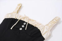 Vestido de verano sin mangas con cuello cuadrado y mini plisado con tirantes finos - details 9