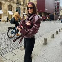 Chaqueta deportiva y pantalones cortos con estilo para mujer, moda 2024 - details 2