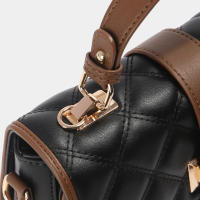 Xiaoxiangfeng cadena de diamantes pequeño bolso cuadrado nuevo de moda y versátil, bolso de mensajero portátil popular para mujer bolso de hombro texturizado - details 18
