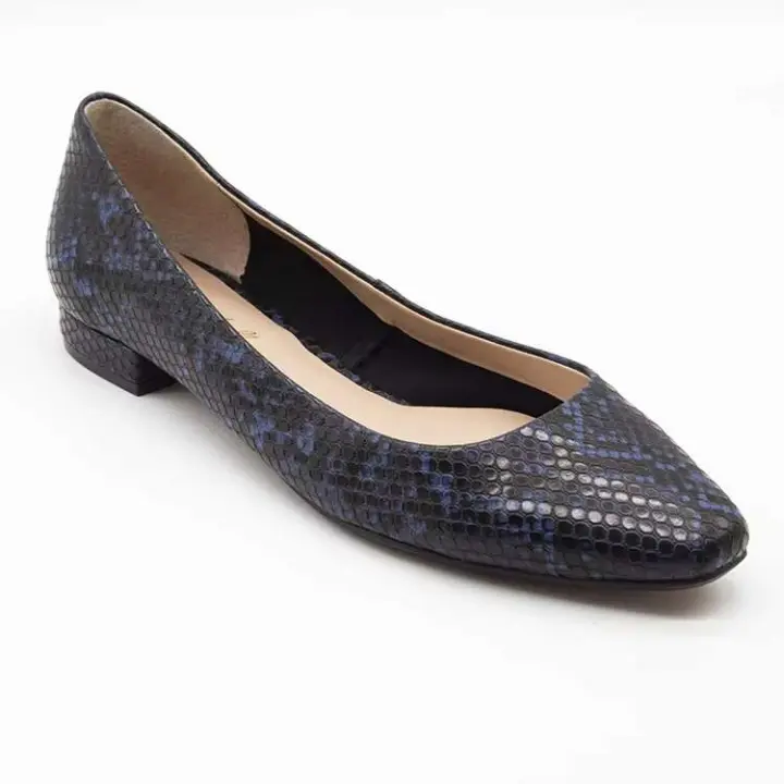 Zapatos planos de primavera para mujer con tema estampado en forma de serpiente, zapatos pequeños con punta cuadrada, plantillas ligeras de PU, tacones altos - 1