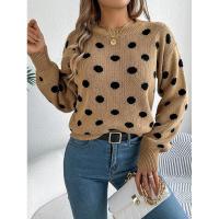 Moda de punto para mujer Otoño-Invierno 2024 suéter con capucha de manga larga con color y - details 15