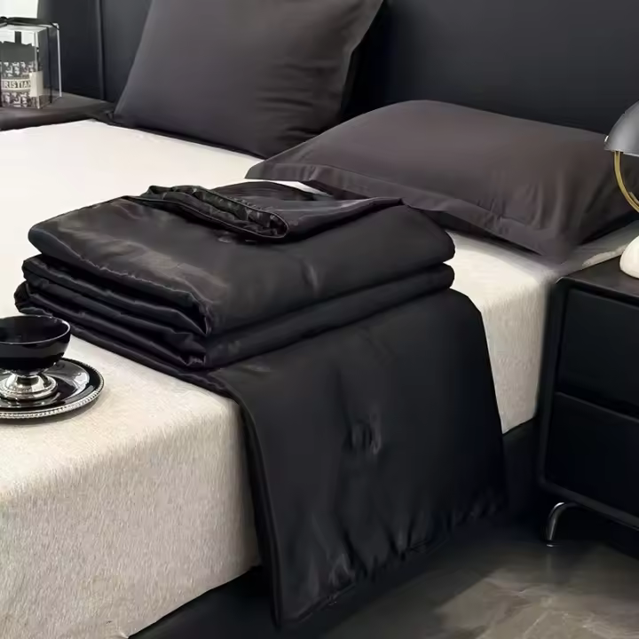 Bonenjoy Edredón sedoso, edredón con sensación fresca, manta de verano, edredón de estilo lujoso, colcha agradable para la piel para el hogar (sin funda de almohada) - 1