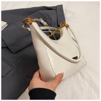 Bolso de cadena retro Bolso bandolera de hombro con axila de moda - details 23