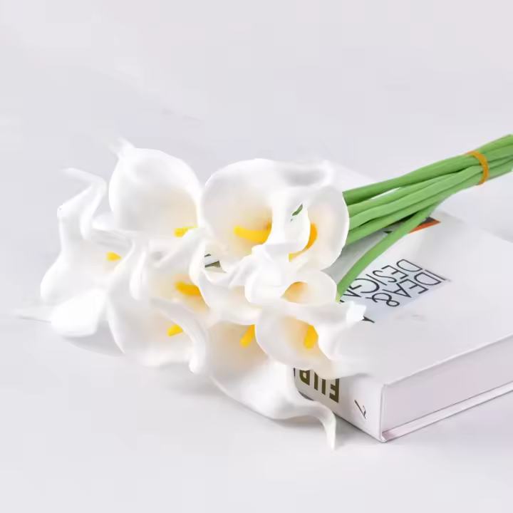 Bolas de Flor de Novia 5/10Pcs Flores Artificiales Blancas para Decoración de Fiesta de Bautizo en Casa Tacto Real de Lili de Calla - 1