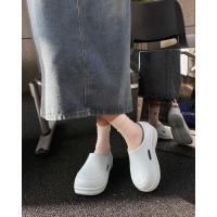 Sandalias de nube para mujer, zapatillas de punta cerrada gruesas para exteriores de medio verano con aumento de altura, zapatos tipo zueco de suela suave con - details 9
