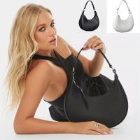 1 bolso de hombro elegante de piel sintética para mujer, bolso semicircular de color sólido con cierre de cremallera, correa ajustable, forro de poliéster, limpieza localizada, negro/blanco - details 2